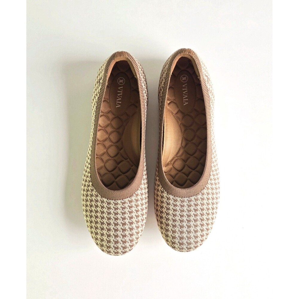 VIVAIA Women's Beige Houndstooth Ballet Flats